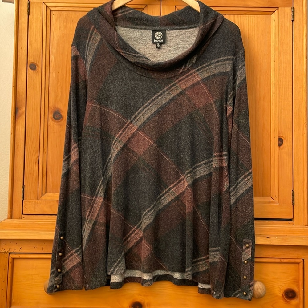 Bobeau scoop cowl neck long sleeve soft top, size XL